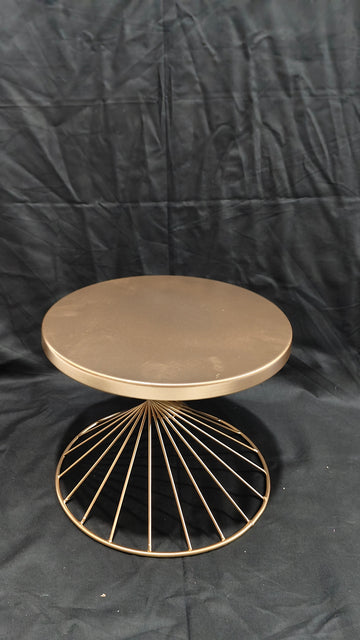 CAKE STAND WITH DRUM DESIGN BASE