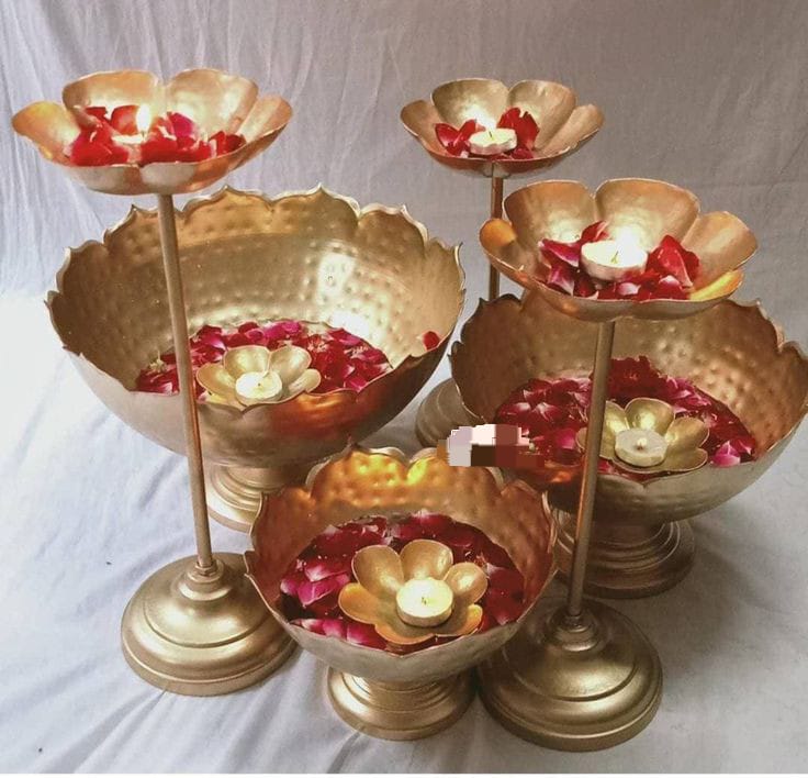 Taj Bowl + Standing Urli + Plate – Set of 9