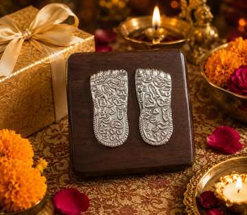 METAL CHARAN OF LAXMI JI ON WOODEN PLATE