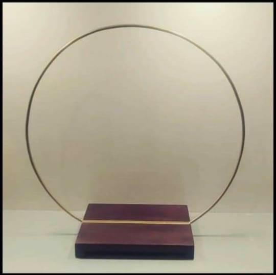 Round Wooden Hoop Stand – 23" Hoop, Rectangular Base 12"x12"