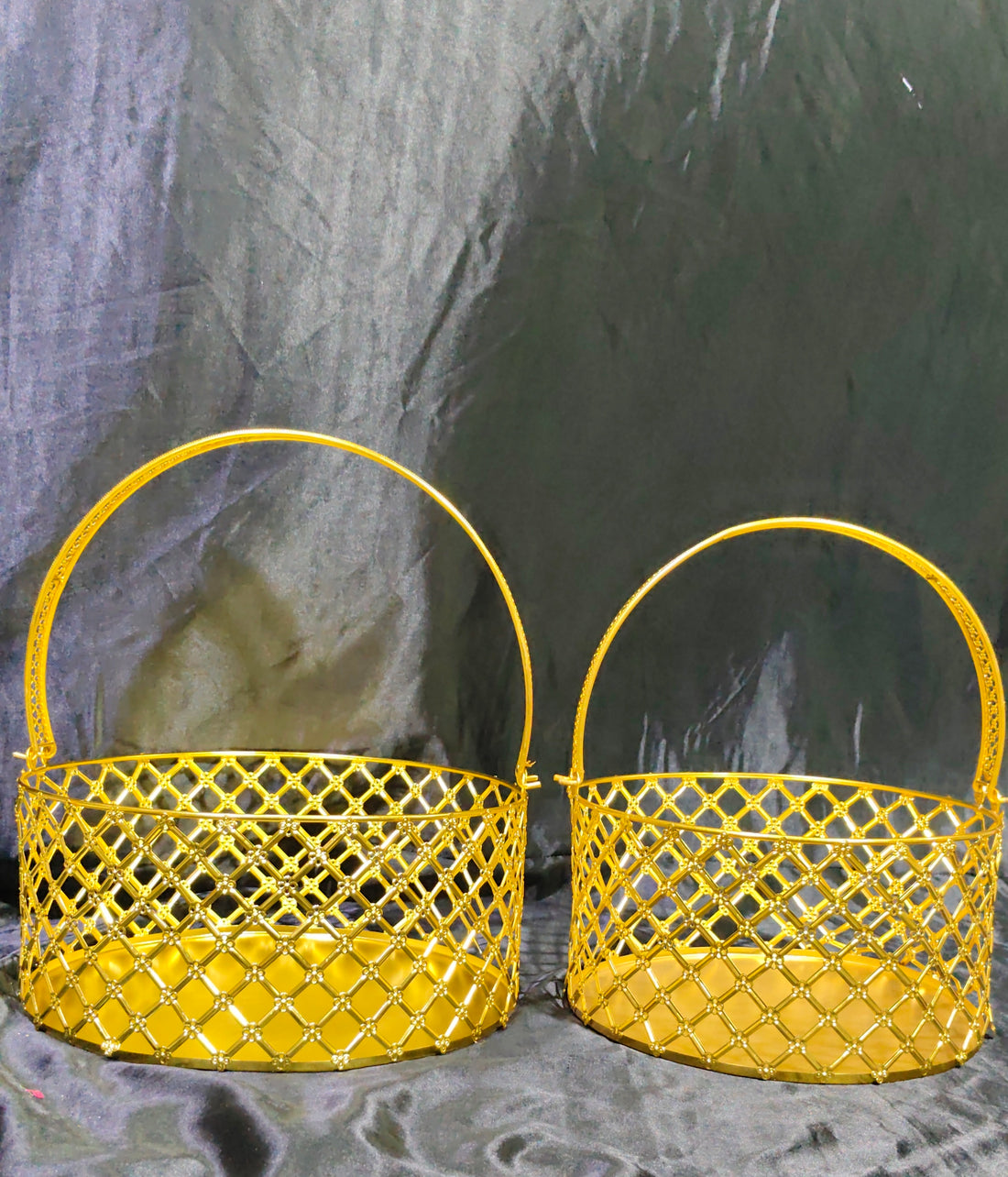 METAL HAMPER BASKET 2 SIZE OPTION AND GOLD PLATED , WHITE