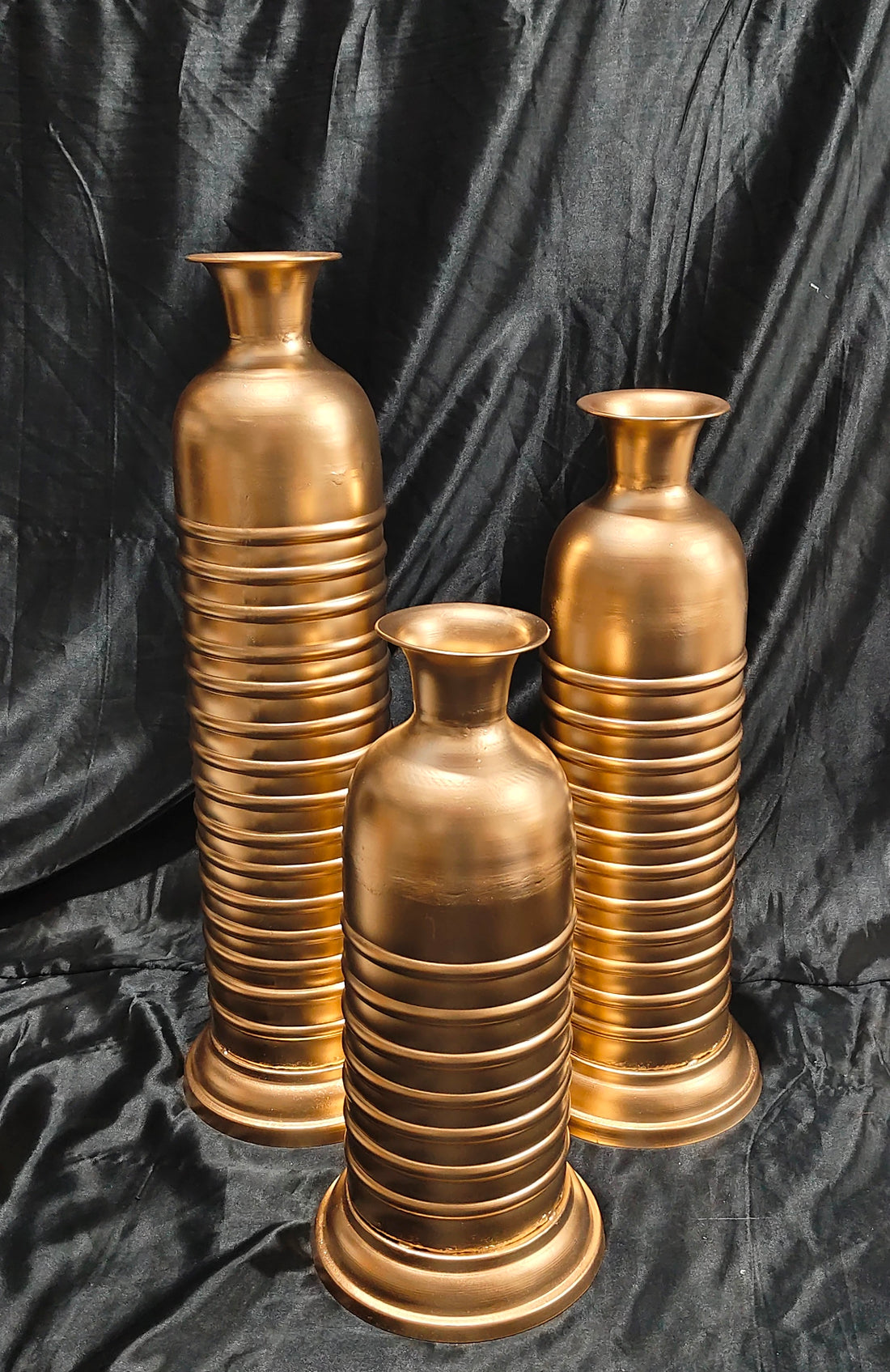 METAL BULLET SHAPE VASES USED IN EVENTS GOLD 3 SIZE OPTIONS