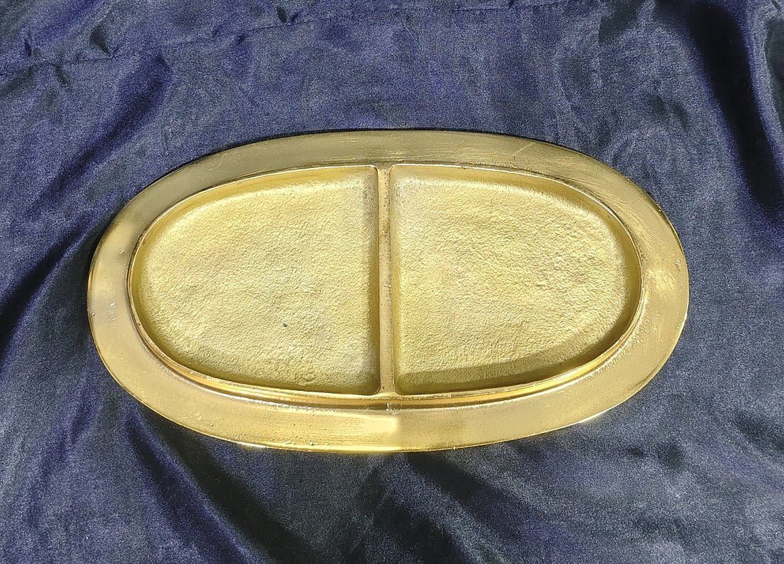 METAL PREMIUM DRYFRUIT PLATTAR WITH 2 SECTIONS 13"X7" - GOLD PLATED