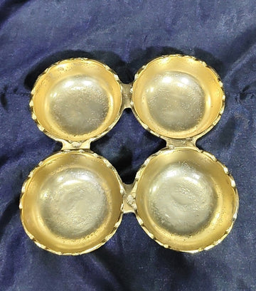 METAL UNIQUE DRYFRUIT PLATTAR WITH 4 SECTIONS - 7.5X7.5