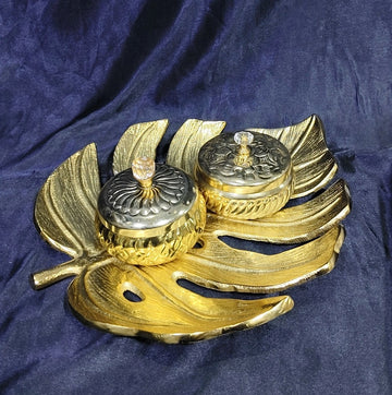 LEAF PLATTER GOLD WITH 2 EMBOSSED STORAGE JARS