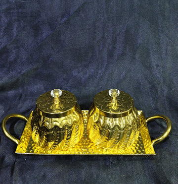 METAL HAMMERED TREY WITH 2 ENBOSSED JARS
