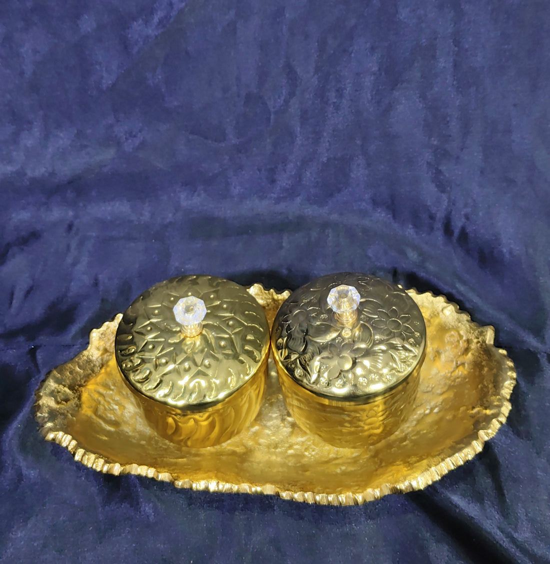 OVEL SHAPE BOWL CUM TREY WITH 2 EMBOSSED JARS