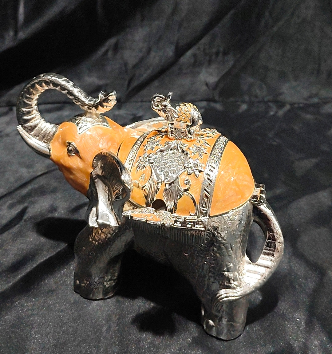 SKD LUXURY ELEPHANT JAR WITH SPOON 2 COLOUR OPTIONS -- 7"X4"X5"H