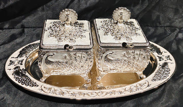 SKD LUXURY PLATTAR WITH SQUARE 2 JARS WHITE-- JAR SIZE - 4"X4", PLATE SIZE - 13"X7.5" INCHES