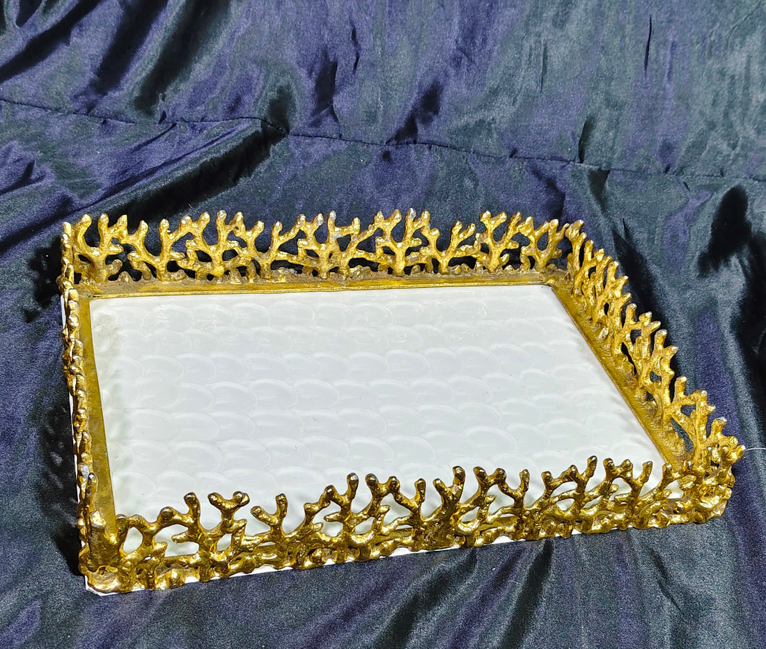 ENAMELING  ALUMINUM + IRON GOLD / WHITE TRAY SIZE 14X10X2"
