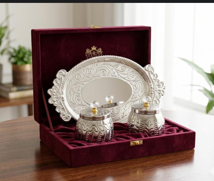 SKD EXCLUSIVE SILVER WEDDING PLATTAR WITH 2 JARS AND A LUXURY TRAY WITH RED VELVET BOX